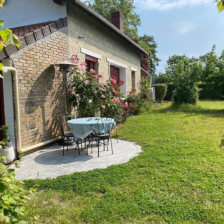 Studio Epicea Avec Jardin Dans Charmante Propriete Méry-sur-Oise Exterior foto