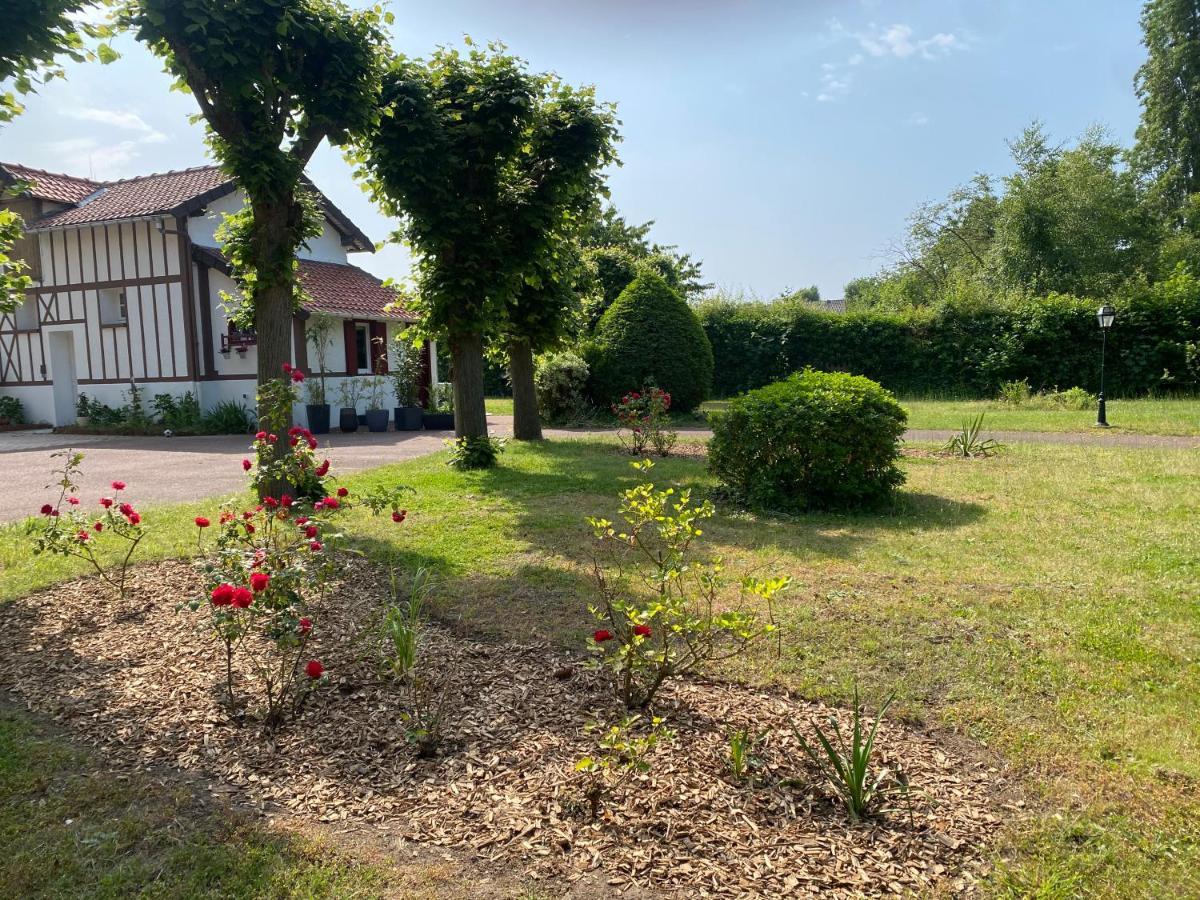 Studio Epicea Avec Jardin Dans Charmante Propriete Méry-sur-Oise Exterior foto